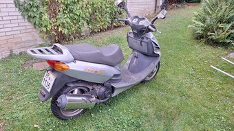 Skútr Daelim 125ccm - 6