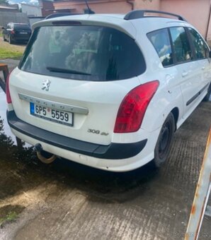 Peugeot 308 - 6