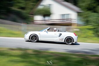 Toyota MR-2 - 6