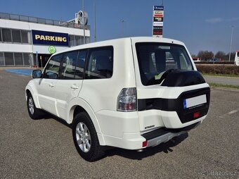 MITSUBISHI PAJERO 3.2DiD 140KW 2016 1.MAJITEL XENON-7 MÍST - 6