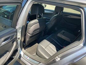 BMW Řada 5 G31 530d Xdrive 195kW M-paket LED ČR DPH - 6