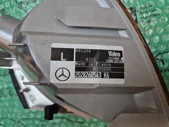 levý přední blinkr oranžový Mercedes třídy C (W202) A2028260 - 6