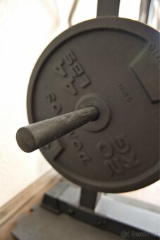 Posilovací klec - Half Rack s kotouči - 6