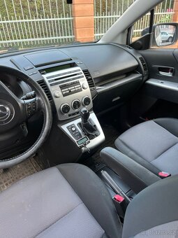 Mazda 5 - 6