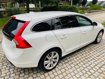 Volvo V60 2.0D 120KW AUTOMAT NAVI VÝHŘEV TAŽNÉ SERVISKA - 6