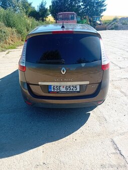 Renault Grand Scenic  1,9 dci - 6