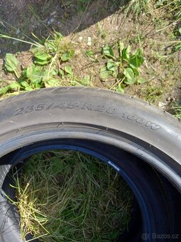 235/45R20 - 6