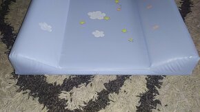 Prodám přebalovací podložku s pevnou deskou. - 6