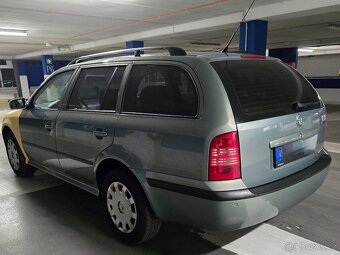 Škoda Octavia 1 Combi 2.0 MPi 85Kw Elegance - 6