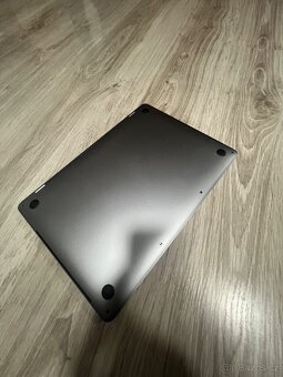 MacBook Pro 13” 2017 / i5 / 8 GB / 256 GB - 6