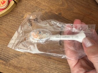 Náhradní PREMIUM hlavice na Philips sonicare, originál - 6