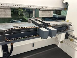 CNC ohraňovací lis DERATECH ULTIMA - 6