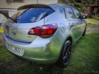 Opel Astra J 1.7 cdti - 6