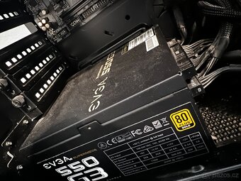 PC + 144Hz monitor + rameno | RTX 2070, i5-8600K, 32GB RAM - 6