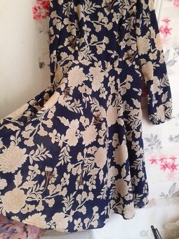 Elegantní krásné šaty s páskem 40 - 6