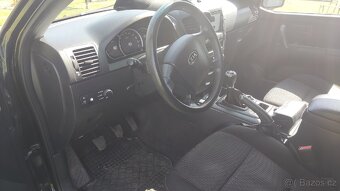 Kia Sorento 2,5 crdi 125kw - 6