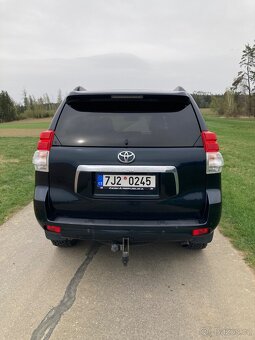 Toyota Land Cruiser 150 - 6