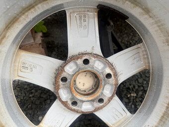kola AUDI A4 B8 8K071496 7JX16H2 ET46 - 6