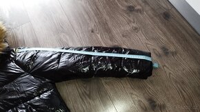 Dámská zimní bunda s kožíškem - 6