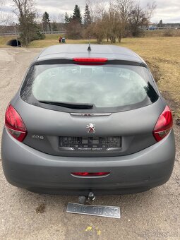 Peugeot 208. RV2016. Najeto 74000km - 6