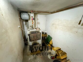 Prodej chaty u lesa s bazénem a zahradou 155 m² - Přešťovice - 6