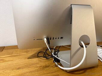 iMac 21,5 Late 2025 - 6