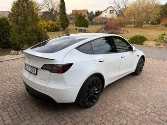 Tesla Model Y Performance Dual Motor - 6