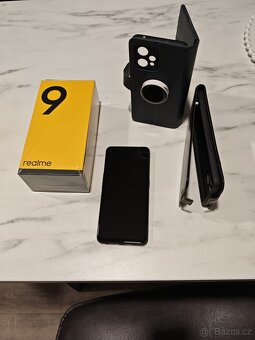 Mobil Realme 9 černý 8GB/128GB DualSim - jako nový - 6