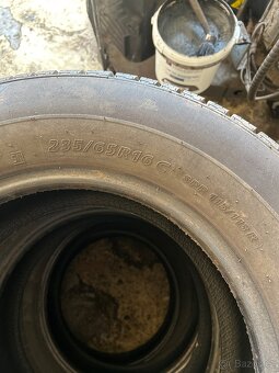 Pneu 235/65R16C - 6
