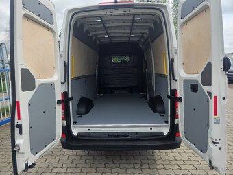 Volkswagen Crafter 2,0 TDI 103 KW L2H2 4x4 - 6