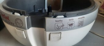 Horkovzdušná fritéza Tefal na lžičku oleje - 6