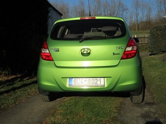 Hyundai i20 1.2 r.v.2010 po 1.maj.nový v ČR.naj.89 700km. - 6