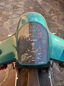 Prodám Vespa Cosa 200 GS - 6