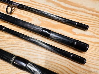 2 TROJDÍLNÉ KAPROVÉ PRUTY BYRON TR10 / 3,90 m / 50-110 g - 6