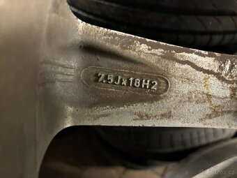 Zimní pneu Hyundai Santa Fe + ALU disk + TPMS, cena za 1 ks - 6