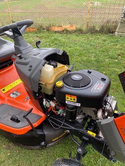 zahradní traktor Husqvarna CTH 126 - 6