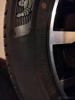 Al kola Trinity 18" s pneu Michelin - 6