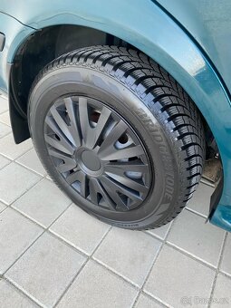 Škoda Octavia 1 1,6 55kW Najeto 141 000km - 6