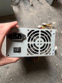 Zdroje napájení PC Zdarma, DVD-ROM, Základní deska - 6