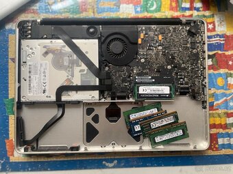 MacBook Pro 13" (Early 2011) – na náhradní díly - 6