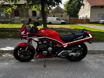 Honda cbx750f 28999kč - 6