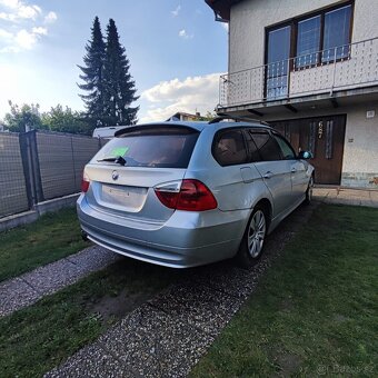 BMW 318d Tour 90kw - 6