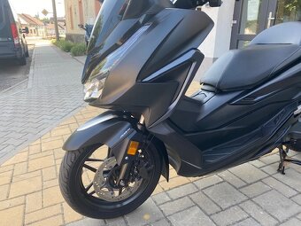HONDA FORZA 125 2021 - 6