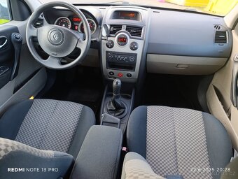Renault Megane II Hatchback 1.4 16V 72kW r.v. 2003 - 6