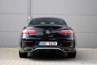 Mercedes-Benz E 300 Coupé - 6