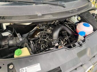 Volkswagen Transporter 2.0TDi novy 3S sklapeč-sklopka - 6