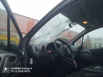 Prodám na náhradní díly Peugeot - 6