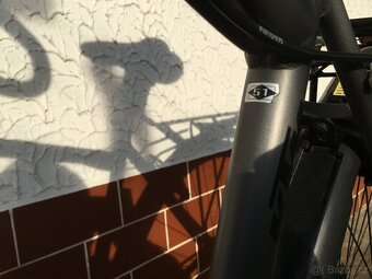 Silniční kolo KTM - 6