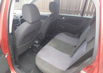 Ford Fusion 1.4i Rok 2010 Najeto 170 xxx km. Klima - 6