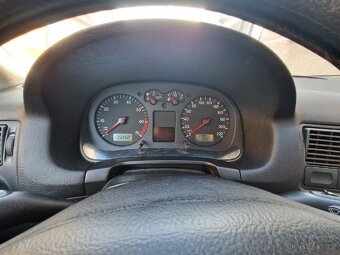 VW Golf 4 1,4 55kW - 6